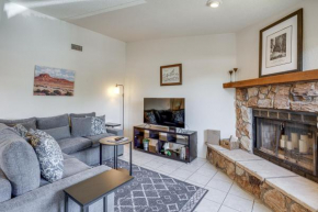 Sedona Condo on Golf Course with Pool Access!